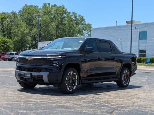 2025 Chevrolet Silverado EV LT