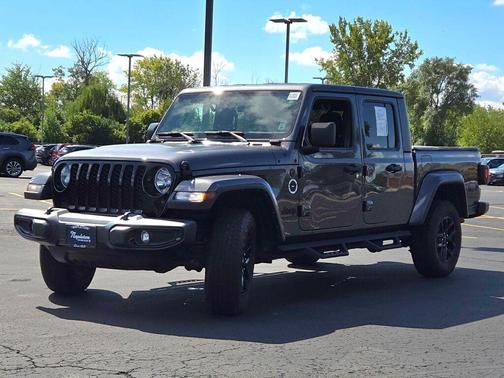 2022 Jeep Gladiator Sport
