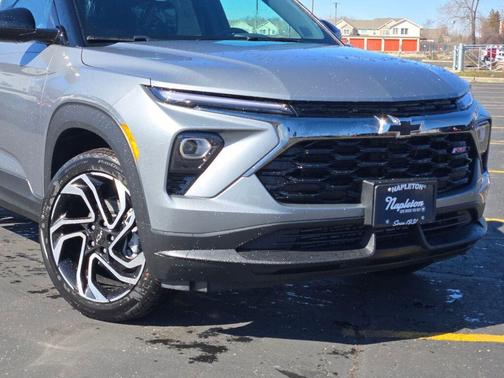 Sterling Gray Metallic 2026 Chevrolet Trailblazer RS