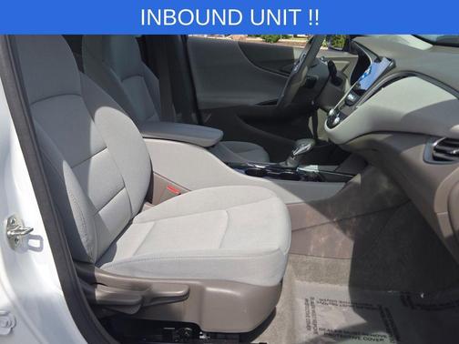 Summit White 2024 Chevrolet Malibu LT