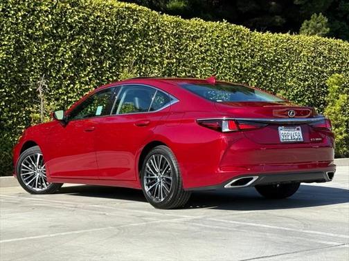2025 Lexus ES 350 Base