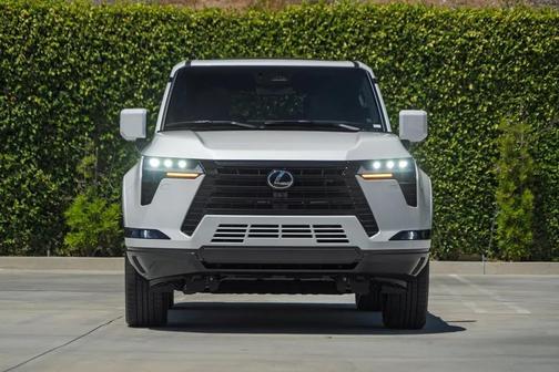 2025 Lexus GX 550 Luxury+