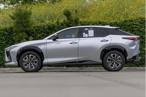 2025 Lexus RZ 300e RZ 300e