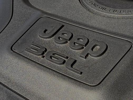 2023 Jeep Grand Cherokee Summit