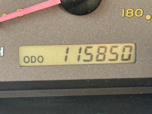 2004 Toyota Sequoia Limited