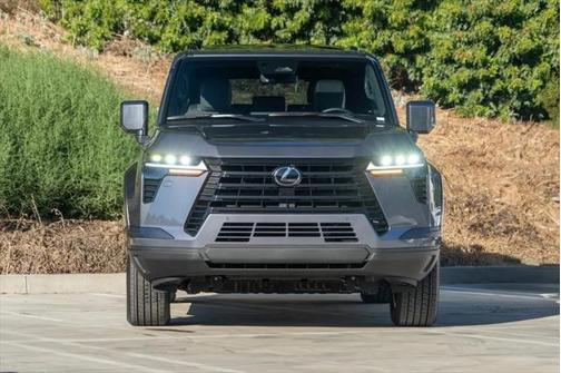 2025 Lexus GX 550 Premium