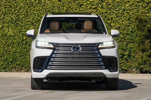 2026 Lexus LX 600 Luxury