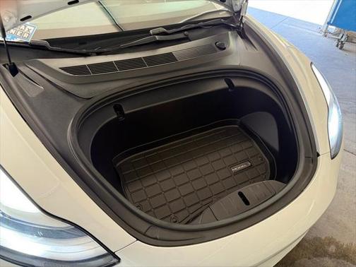 2020 Tesla Model 3 Standard Range