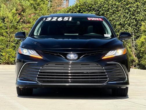 2024 Toyota Camry Hybrid XLE