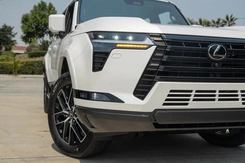 2025 Lexus GX 550 Premium+