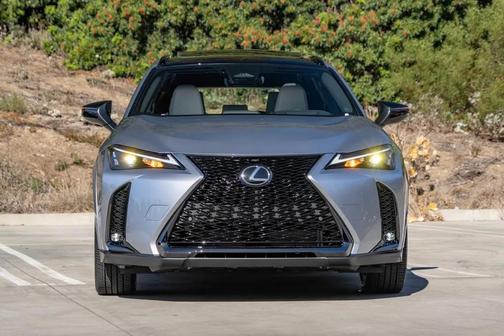 2025 Lexus UX 300h F SPORT Design