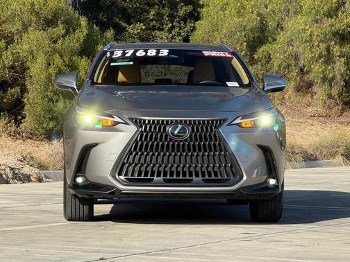 Atomic Silver 2024 Lexus NX 250 Base