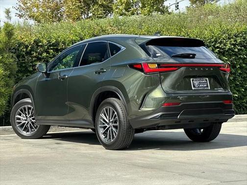 2025 Lexus NX 350h Premium