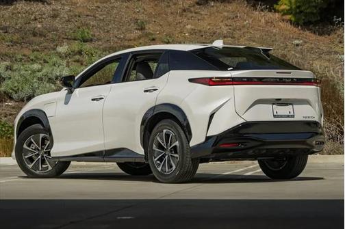2025 Lexus RZ 300e