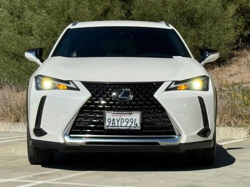 2022 Lexus UX 200 Base