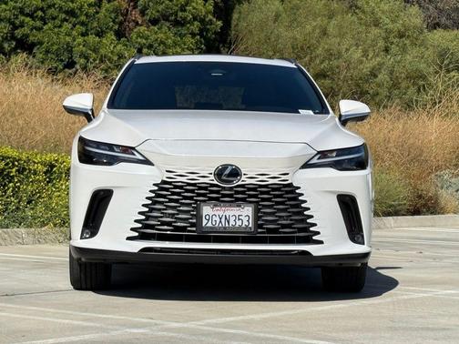 Eminent White Pearl 2023 Lexus RX 350 Premium Plus