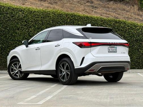 Eminent White Pearl 2024 Lexus RX 350 Premium