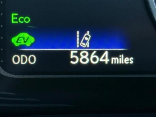 2025 Lexus ES 300h Base