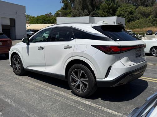 Eminent White Pearl 2023 Lexus RX 350 Base