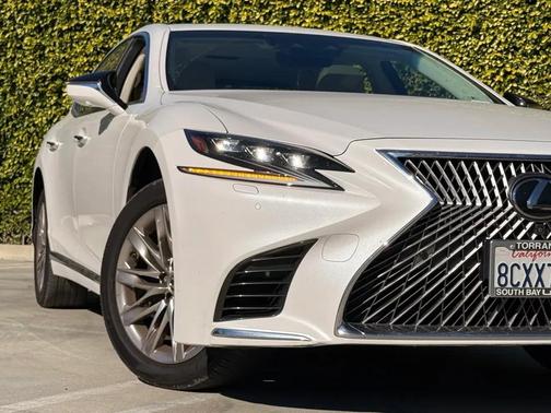 2018 Lexus LS 500 Base
