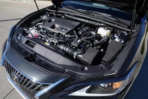 2025 Lexus ES 300h Base