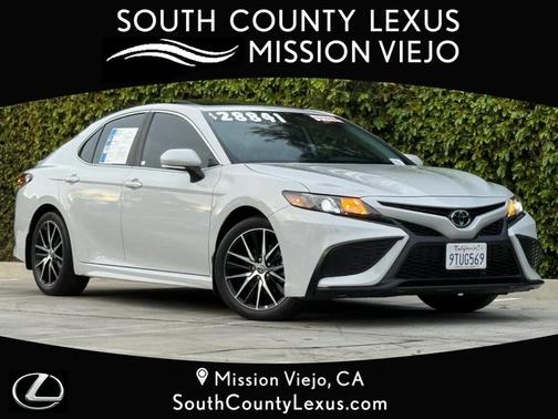 2024 Toyota Camry SE