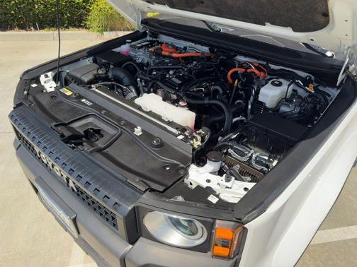 Ice 2025 Toyota Land Cruiser 1958