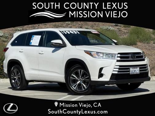 2017 Toyota Highlander LE I4