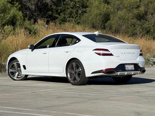 Alta White 2025 Genesis G70 2.5T RWD