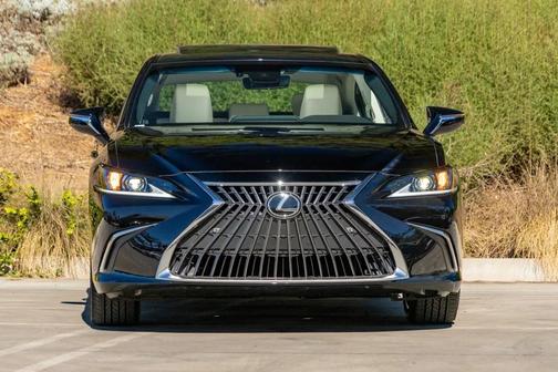 2025 Lexus ES 350 Base