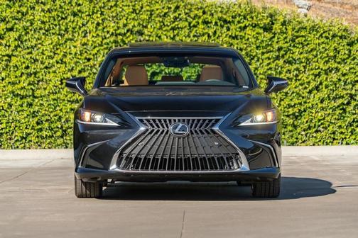 2025 Lexus ES 350 Base
