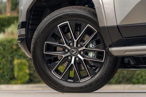 Atomic Silver 2026 Lexus GX 550 Premium+