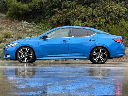 2020 Nissan Sentra SR