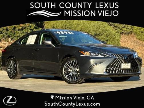 2025 Lexus ES 300h Base
