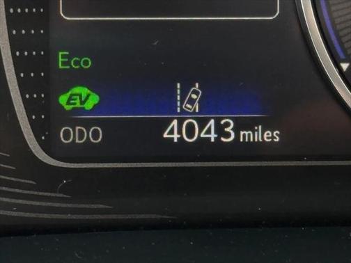 2025 Lexus ES 300h Luxury