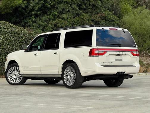 2016 Lincoln Navigator L Reserve