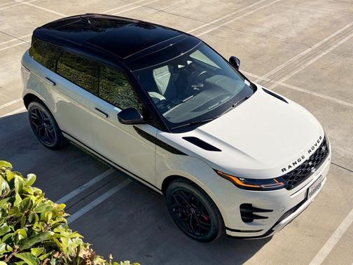 2022 Land Rover Range Rover Evoque R-Dynamic SE
