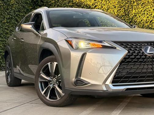 2021 Lexus UX 250h Base