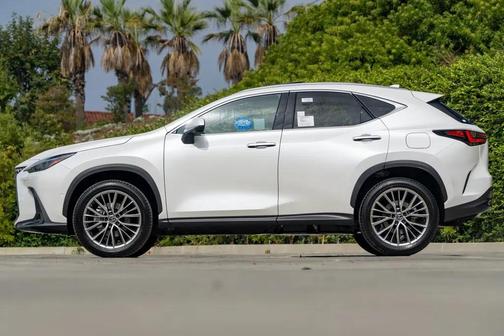 2026 Lexus NX 350h Luxury