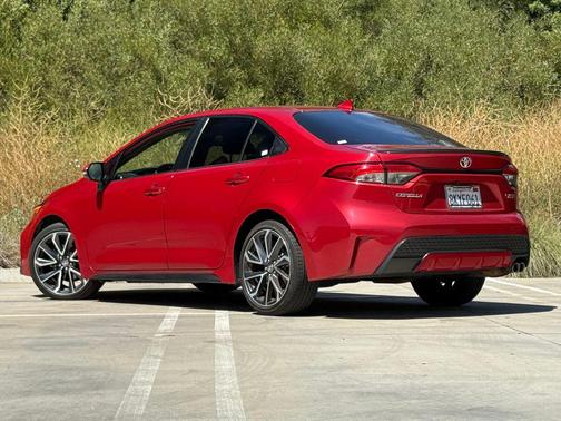 Barcelona Red Metallic 2020 Toyota Corolla XSE