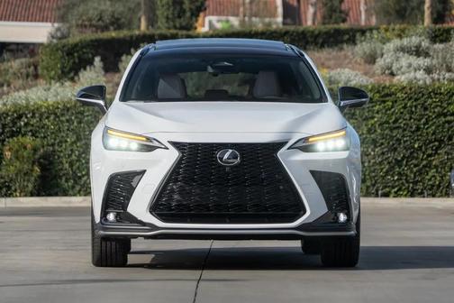 2026 Lexus NX 450h+ NX 450h+ F SPORT Handling