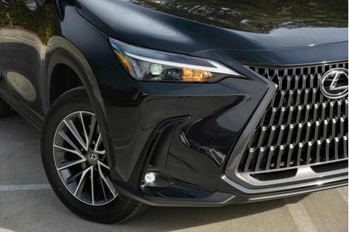 2025 Lexus NX 350h Premium