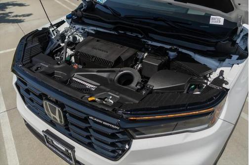 2025 Honda Pilot Black Edition
