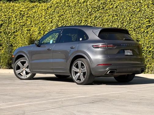 2020 Porsche Cayenne Cayenne