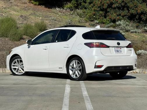 2015 Lexus CT 200h Hybrid