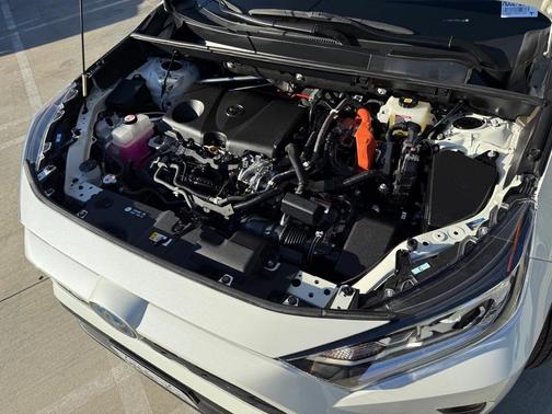 2021 Toyota RAV4 Hybrid XLE Premium