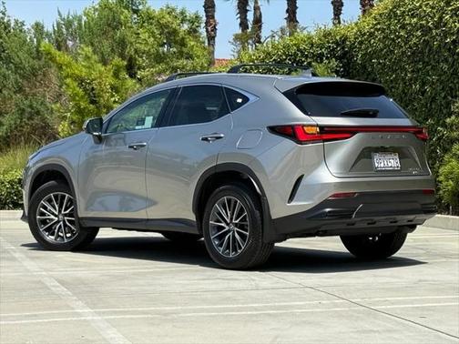 2025 Lexus NX 350h Premium