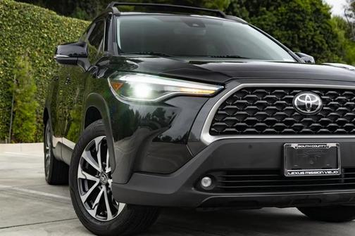 2022 Toyota Corolla Cross XLE