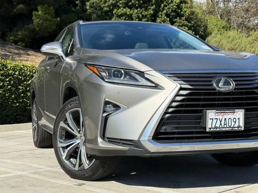 Atomic Silver 2017 Lexus RX 350 Base
