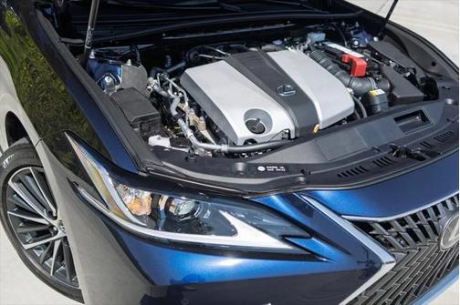 2025 Lexus ES 350 Base